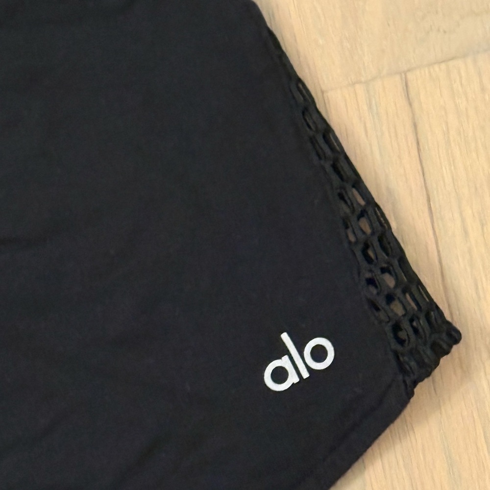 ALO Yoga Women's Black Athletic Shorts - Picture 3 of 5